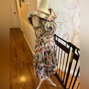 Floral vintage inspired Adrianna Papell dress, size 10